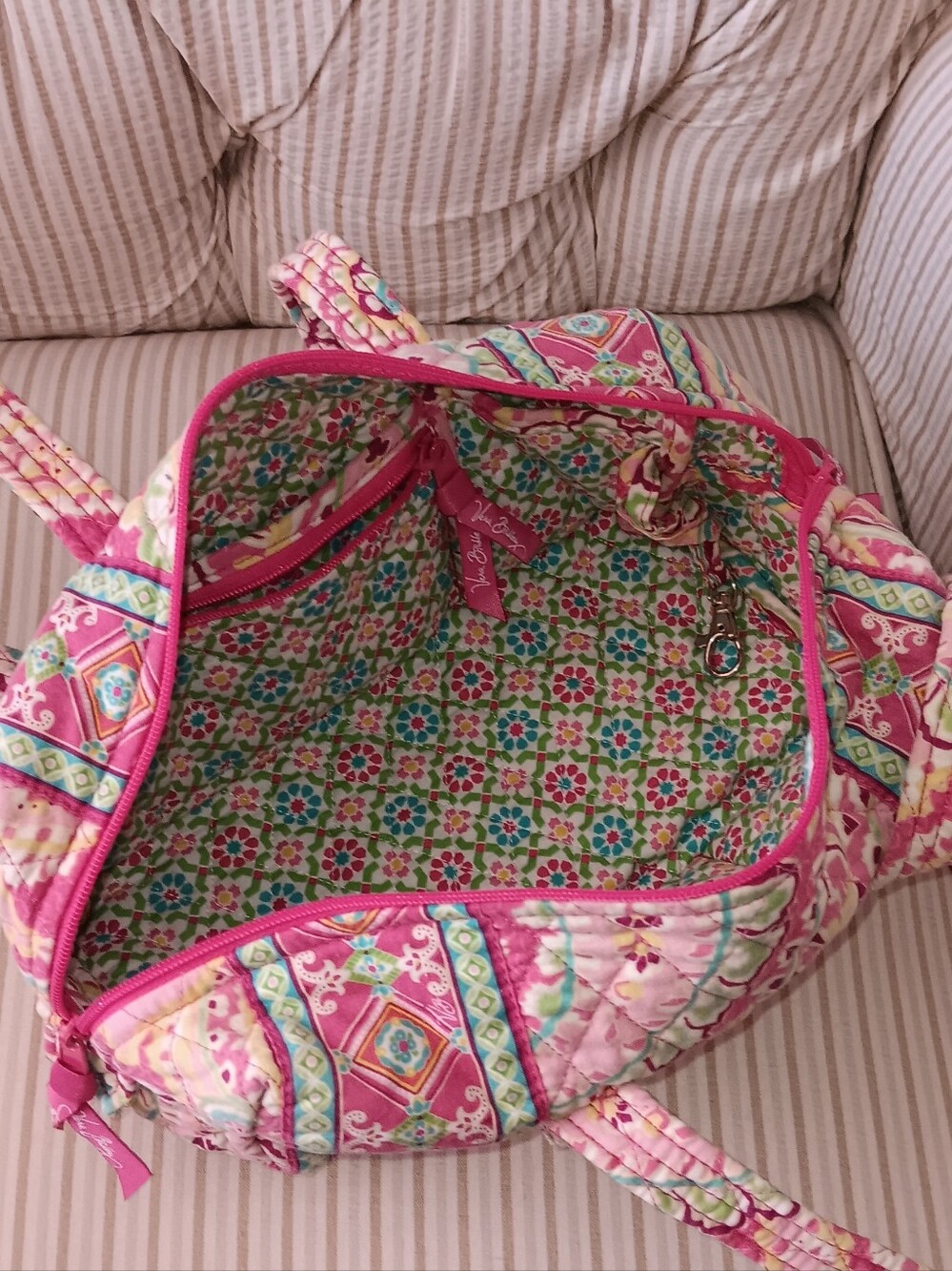 Quilted Floral Pink Capri Melon Shoulder Bag - Picture 9 of 10